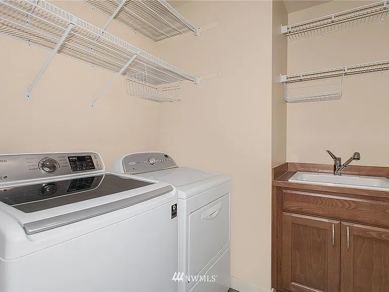 342 218th Pl SE — Photo 14