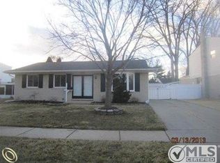 25736 Rusty St, Taylor, MI 48180