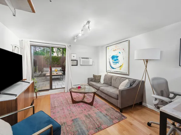 211 Thompson Street GLD image 2 of 9