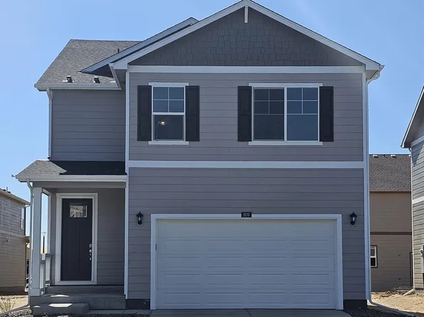 809 Crest St, Lochbuie, CO 80603