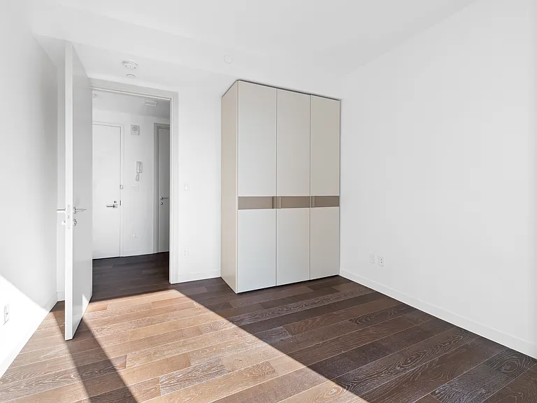 302 E 96th St #1101 — Photo 5