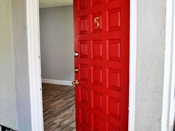 2nd image of 2819 E St APT 5