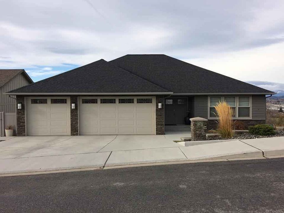 1st image of 2846 N Breckenridge Dr