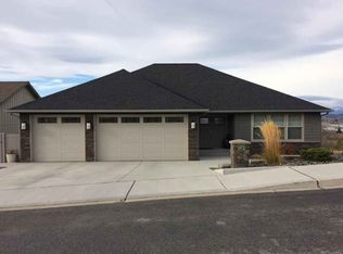 2846 N Breckenridge Dr, East Wenatchee, WA 98802