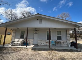 405 Winona St, Ingram, TX 78025