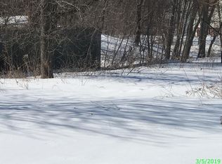 8215 N 107th St, Milwaukee, WI 53224