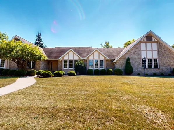 607 Linden Ln, Willard, OH 44890