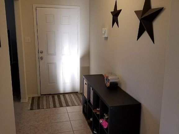 Entry way 