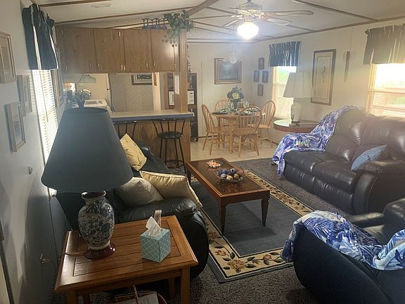 2nd image of 1609 Tuscon Trl