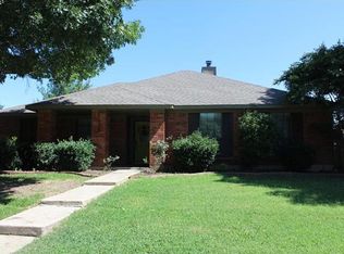1525 Summerwind Ln, Lewisville, TX 75077