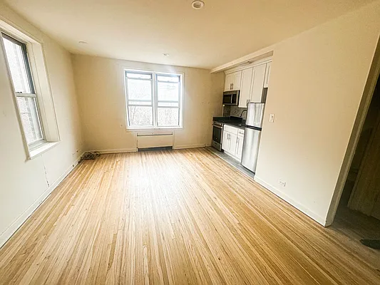 Rented by Showcase Realty | media 6