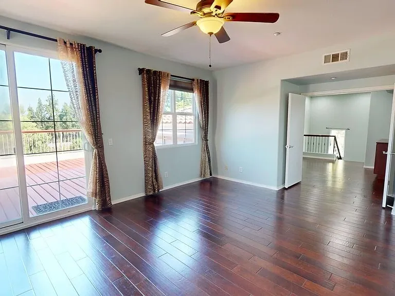 5655 Como Cir — Photo 12