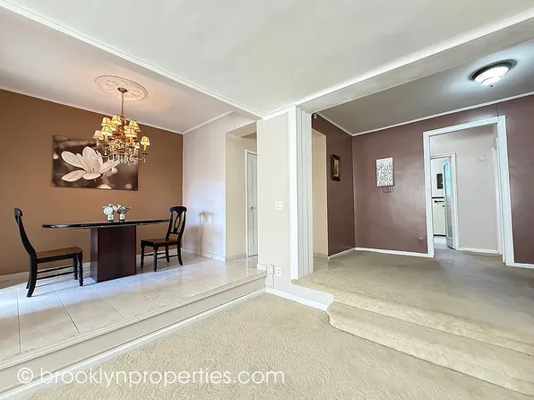 920 E 17th St APT 512, Brooklyn, NY 11230