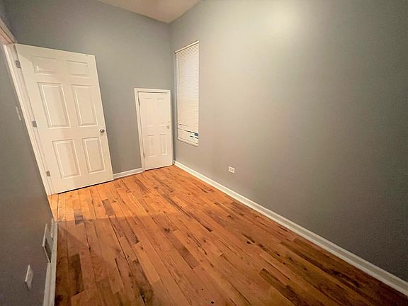 3rd image of 1321 S Christiana Ave #1