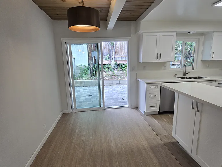 2688 Lake Ave #2690 — Photo 10