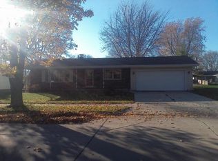 2442 N 24th St, Sheboygan Fls, WI 53083