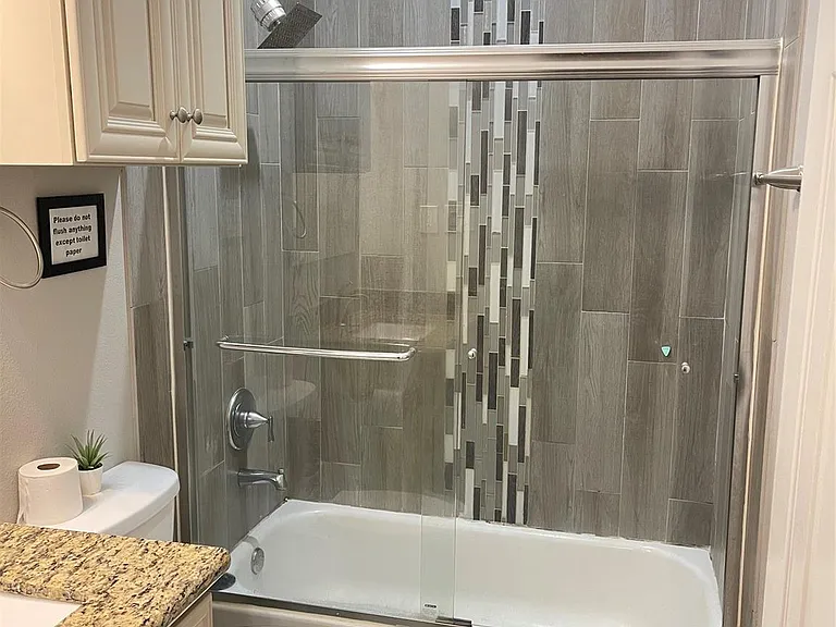 1015 Bluewater Dr #2 — Photo 5