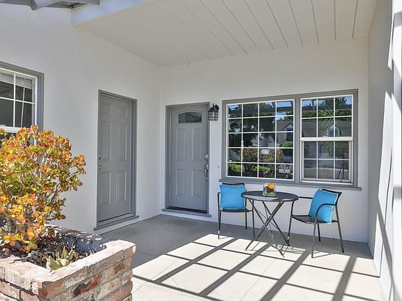 4th image of 2037 Rexford Way