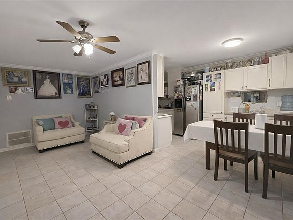 5th image of 1350 Twin Falls Rd