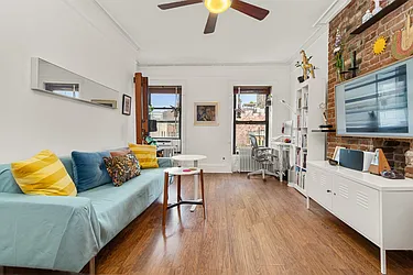 85 Eighth Avenue
