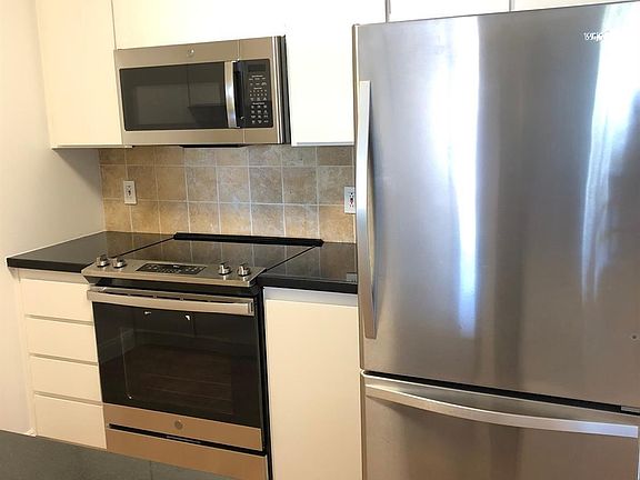 3rd image of 152 Lombard St APT 506