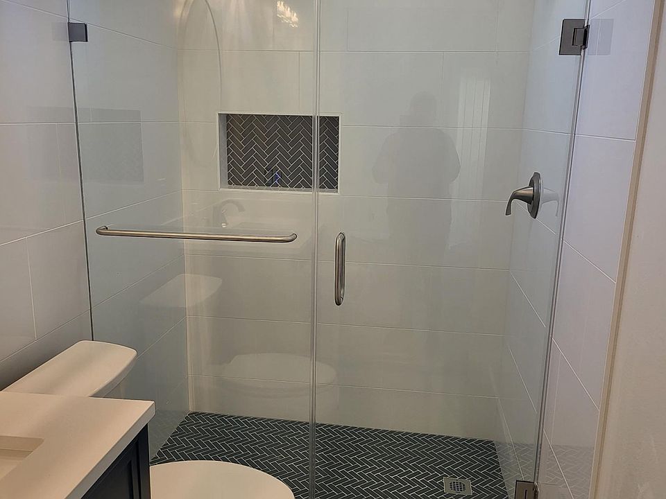 2nd image of 1908 Adeline St #3
