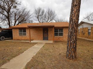 1810 Vine St, Brownwood, TX 76801