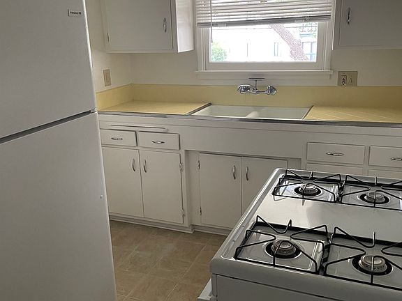 2nd image of 540 N 6th St #K