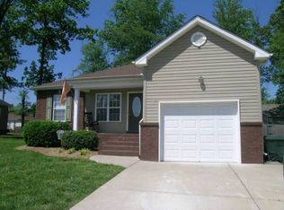 218 Clydesdale Ln, Springfield, TN 37172