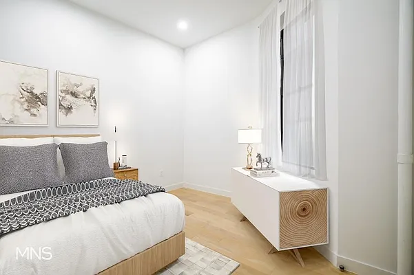 Rented by CVEK Real Estate | media 2