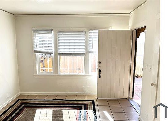 5th image of 2648 E 27th St #B