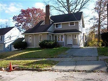 1st image of 135 Brookline Ave