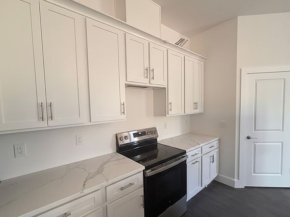 5th image of 12094 Chapman Ave