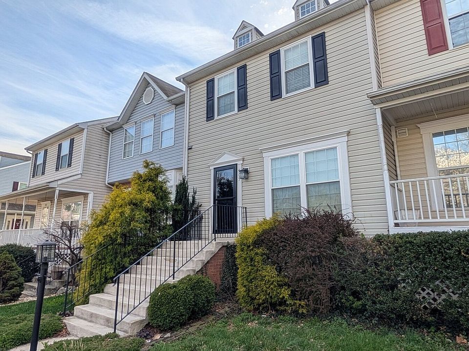 1st image of 505 Breckinridge Sq SE