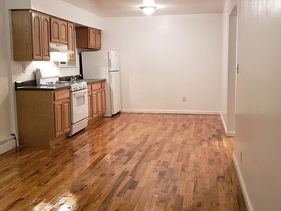 1st image of 229 Blair Ave Floor 2