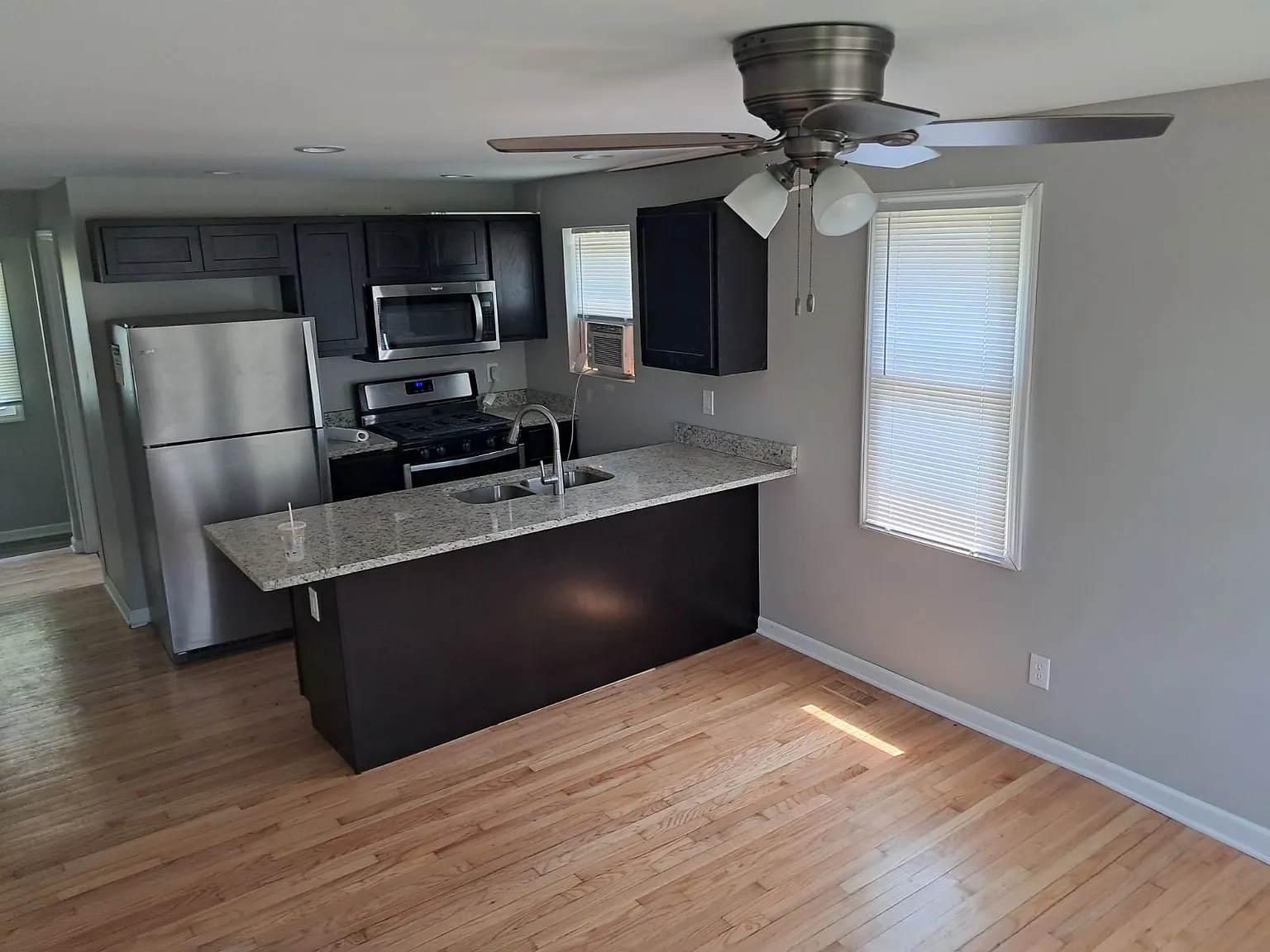 2 bed, 684 sqft, $1,395 — Photo 3