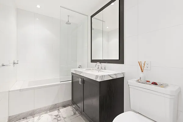 Sold by Citi Habitats | media 17