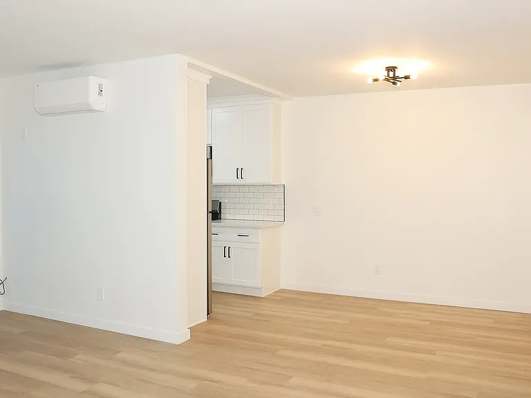 3735 Cardiff Ave #4 — Photo 2