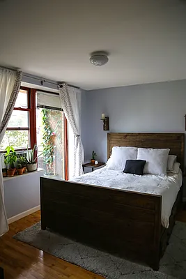 Rented by The Downtown LLC | media 32