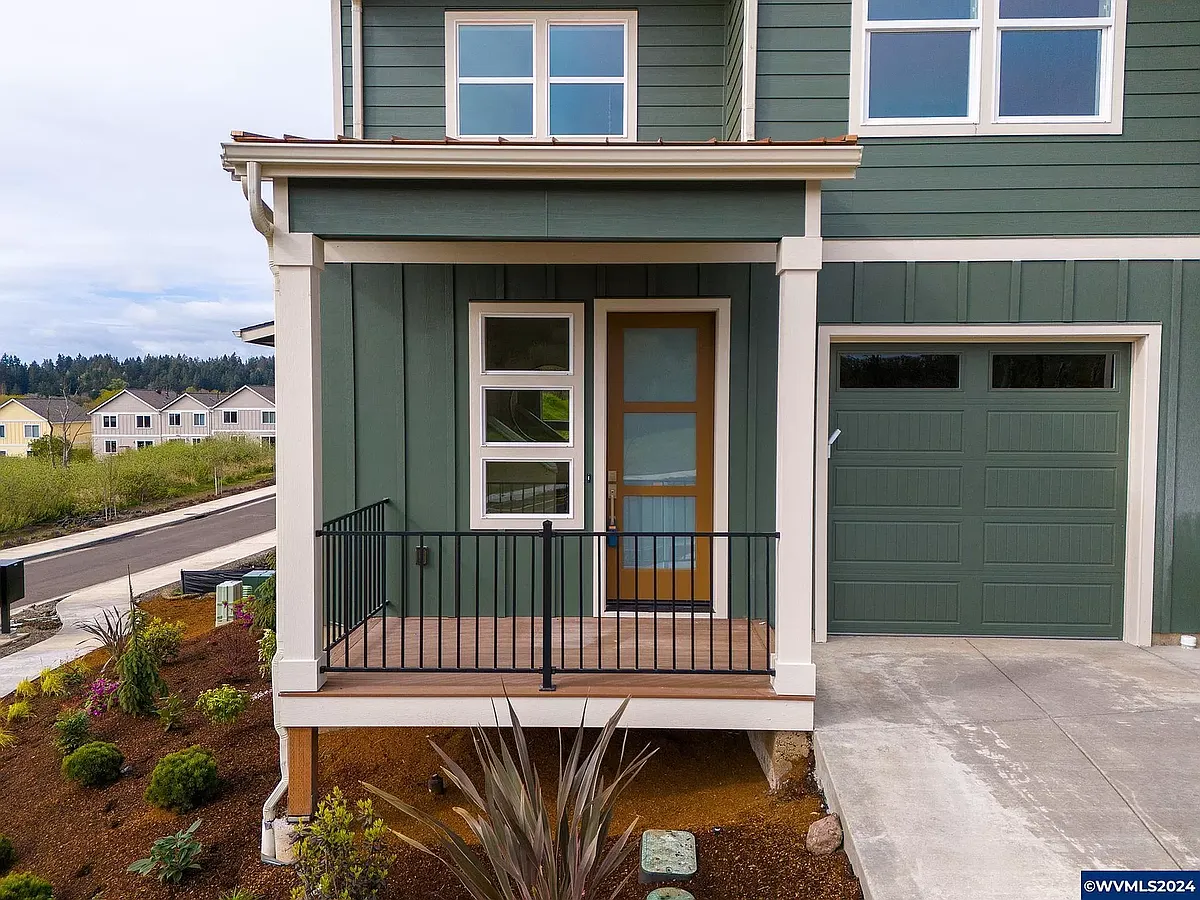 Building Photo - 2781 NW Huckleberry Dr