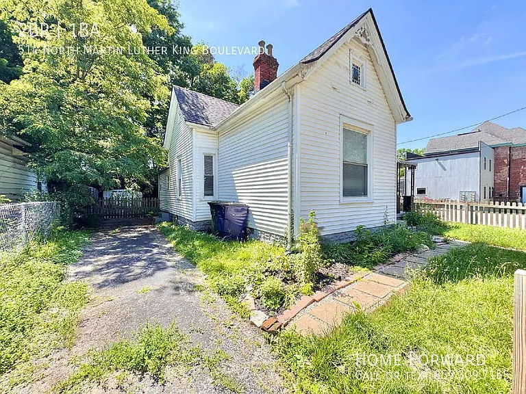 514 N Martin Luther King Blvd — Photo 17