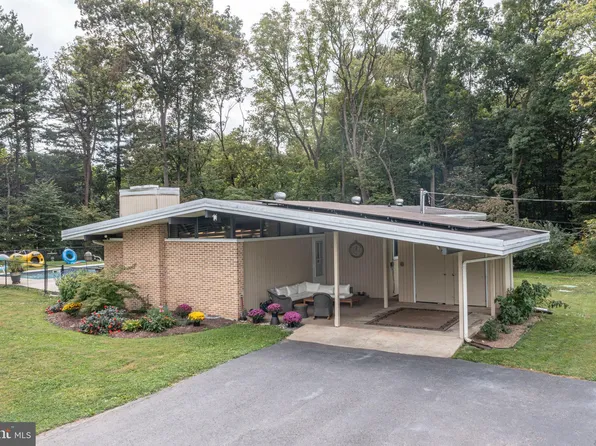 192 Fairway Pl, Lewistown, PA 17044