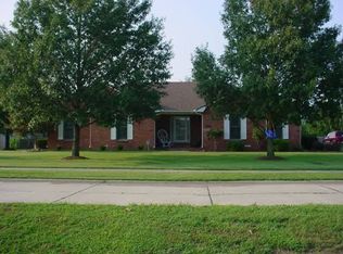 604 Tanglewood Ave, Sikeston, MO 63801