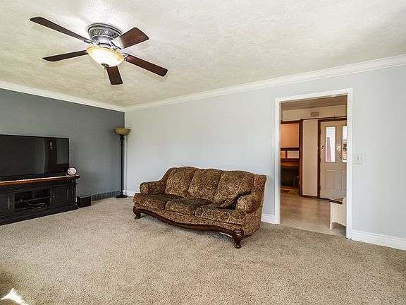 4th image of 3915 E Michelle St