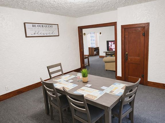 3rd image of 406 E Baltimore Blvd #1