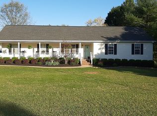 371 Archibald Rd, Chesnee, SC 29323