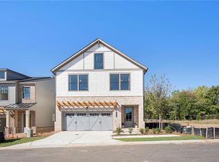 2135 Fern Cir, Alpharetta, GA 30076