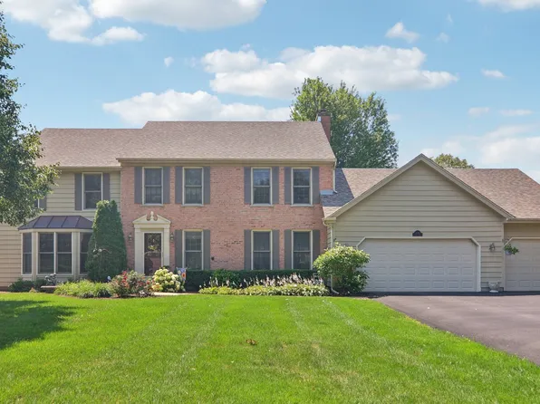 3581 Persimmon Dr, Algonquin, IL 60102