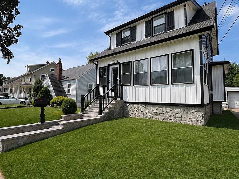 125 Vogel Pl — Photo 10