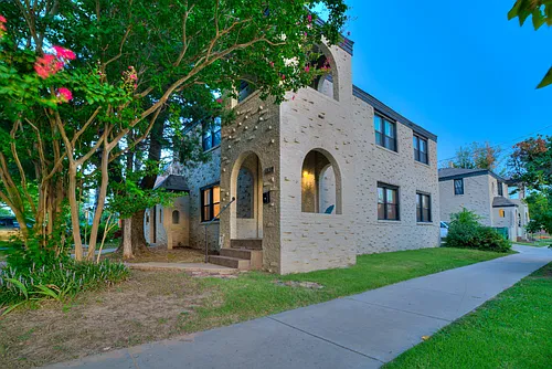 1628 NW 17th St #1 Photo 1